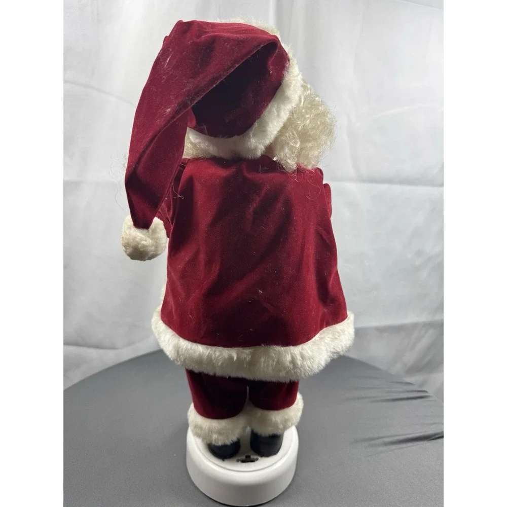 Holiday Classics vintage santa